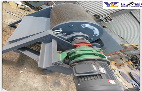 小型磁選機，小型磁選機廠家的優(yōu)質(zhì)服務(wù)是得到客戶認(rèn)可的_礦用小型磁選機廠家的優(yōu)質(zhì)服務(wù)是得到客戶認(rèn)可的_小型強磁滾筒磁選機